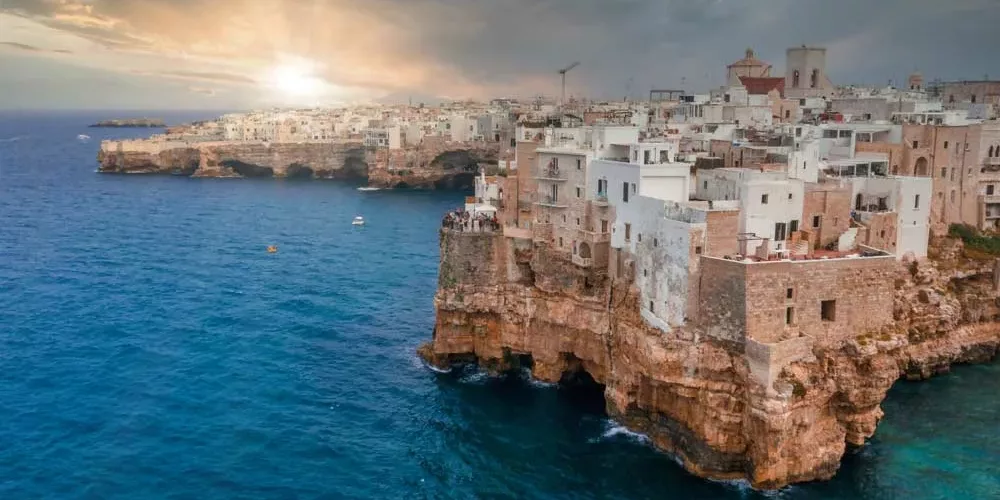 Stage à Naxos en Grèce avec l'Ecole de la conscience cosmique 89 à Vézelay
